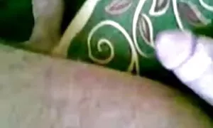 അറബ് ദമ്പതികൾ വേദനാജ ...