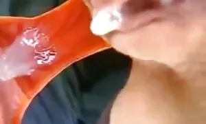 മലദ്വാരം പാൻ്റീസ് ബീ ...