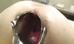 ഗുദ, വലിയ, ക്രൂരമായ  ...